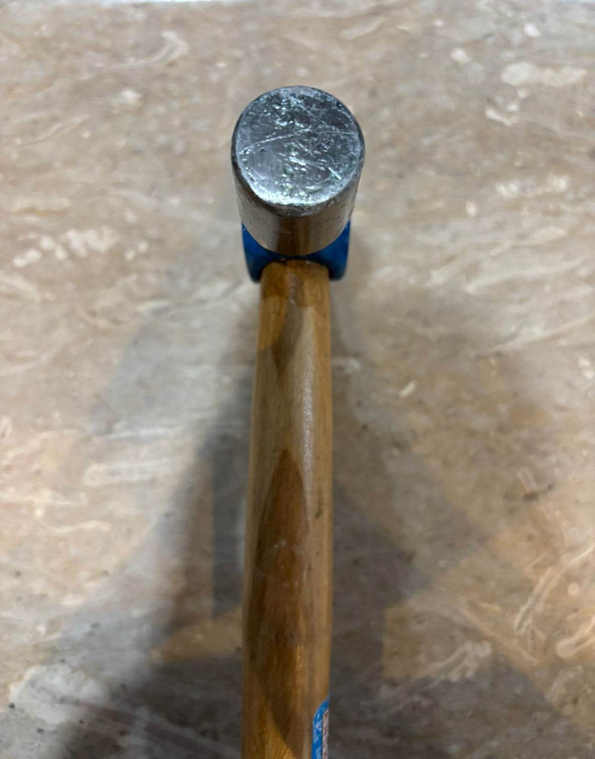 # 22 cross peen-hammer tool - Auzaar Khana