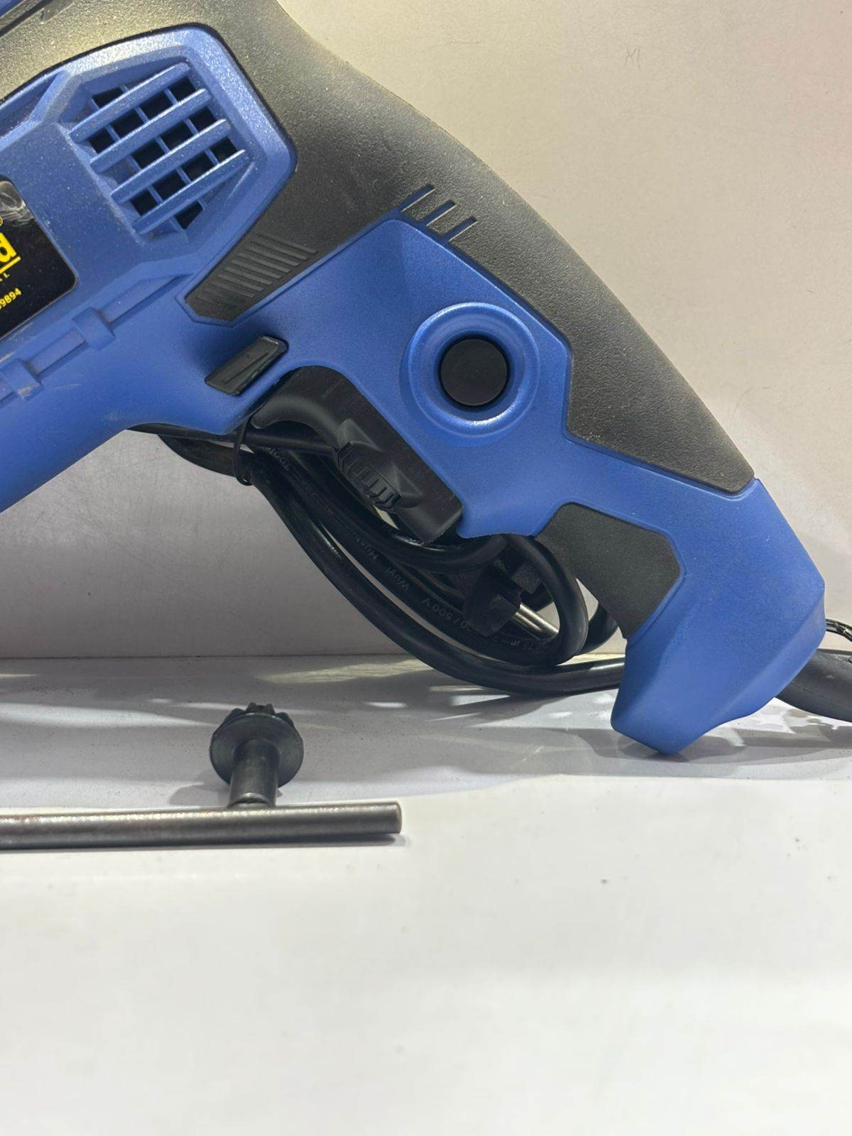 Forward Drill Machine 950 Watt – Maximum Power for Tough Jobs - Auzaar Khana