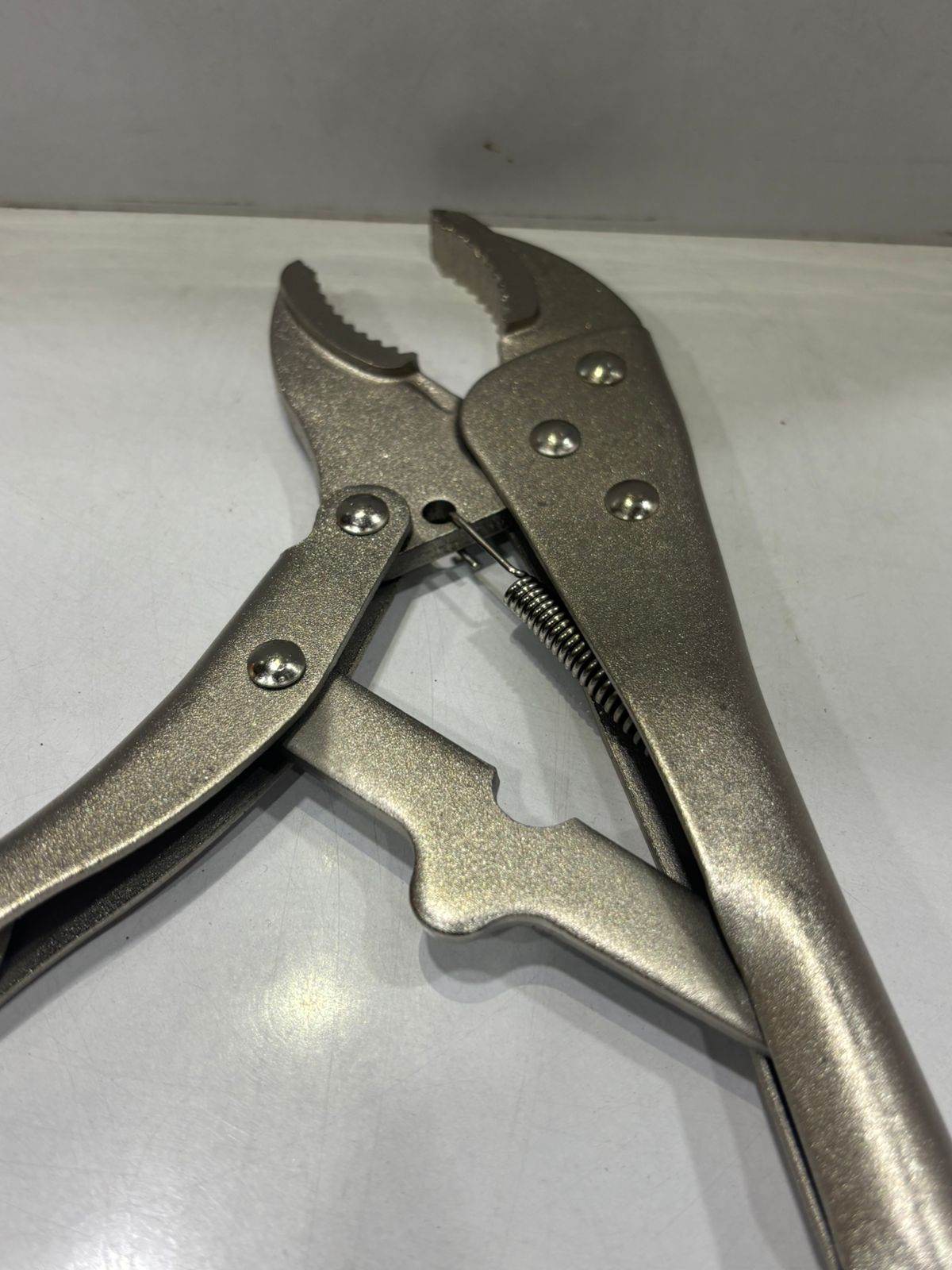 Grip pliers Silver – Premium Quality Steel Grip Pliers - Auzaar Khana