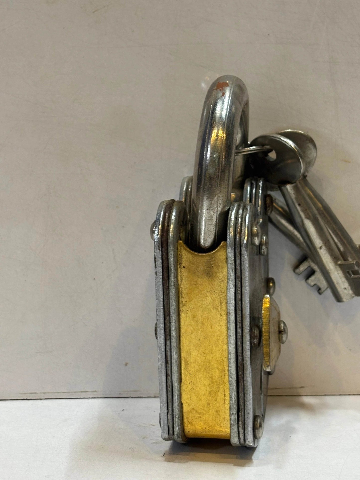 Shop Hassan Desi Lock – Premium Steel Security Pad Lock in Classic Finishes - Auzaar Khana