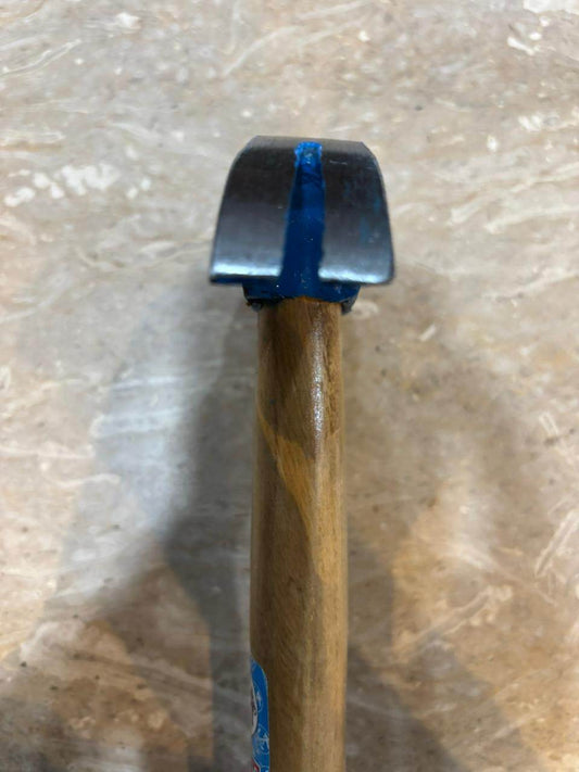 1/2 lbs Claw hammer - Auzaar Khana