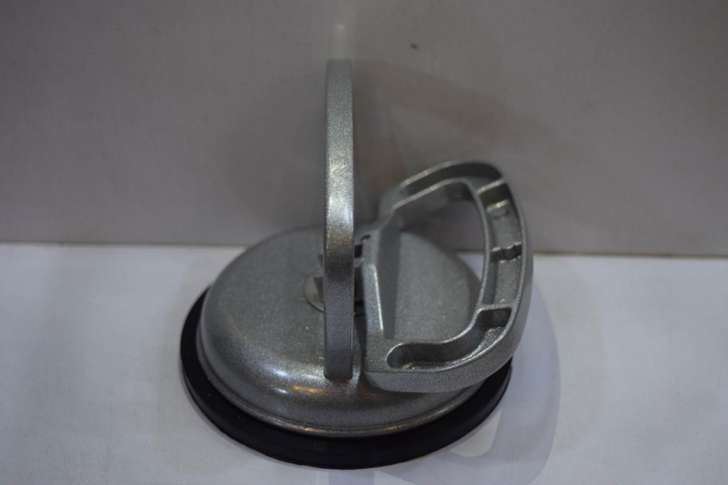 Single Glass Suction Cup – Heavy Duty Glass Handling Tool for Professionals - Auzaar Khana