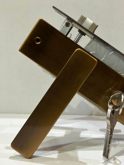 Door Lock-Durable and simple - Auzaar Khana