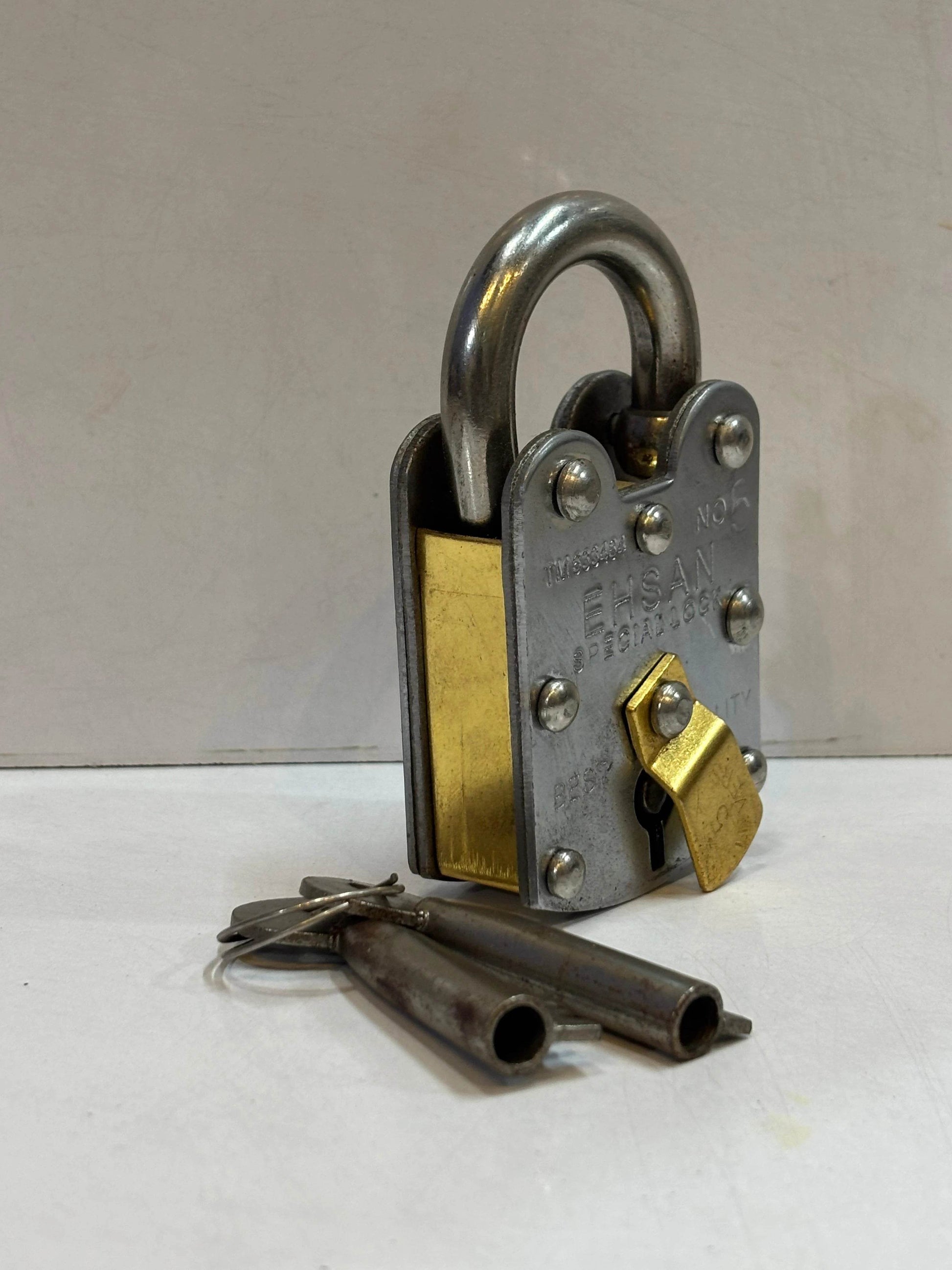 Ehsan Desi Lock Pad – Durable Steel Security Pad Lock | shop online - Auzaar Khana